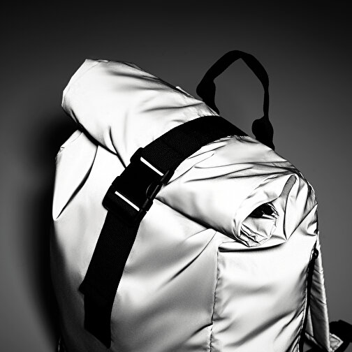 Bright Rollpack , silber matt, Polyester, 26,00cm x 13,00cm x 66,00cm (Länge x Höhe x Breite), Bild 11